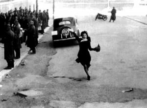 Anna Magnani in "Roma città aperta" (1945). Fonte: INDIRE, Olycom spa